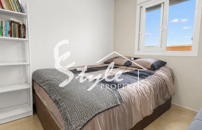 Resale - Apartamento - Guardamar - El Raso