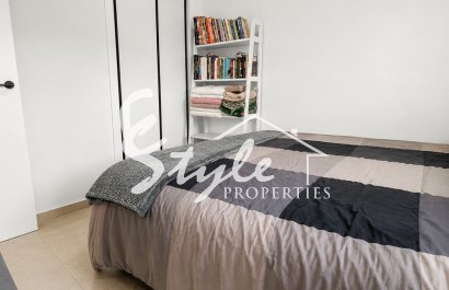 Resale - Apartamento - Guardamar - El Raso