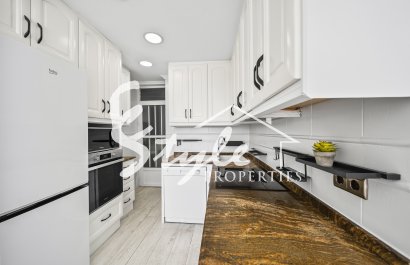 Вторичное жилье - Apartamento - Torrevieja - Puerto