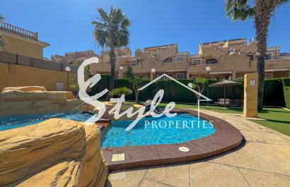 Resale - Apartament  - Orihuela-Costa - Villamartin