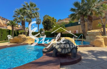 Resale - Apartament  - Orihuela-Costa - Villamartin