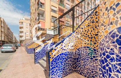 Resale - Apartament  - Torrevieja - Center