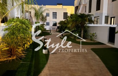 Resale - Apartament  - Pilar de la Horadada - El Mojón