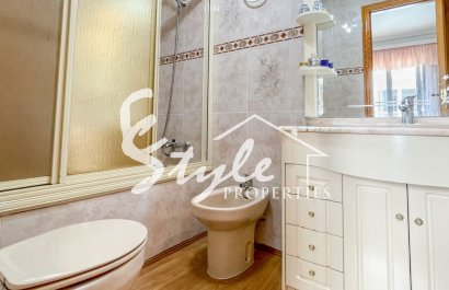 Resale - Apartament  - Torrevieja - El Acequión - Los Náufragos