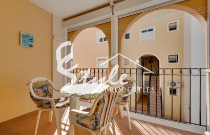 Resale - Apartament  - Torrevieja - Playa De Los Náufragos