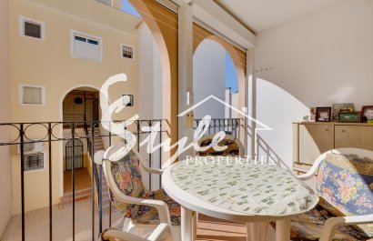 Resale - Apartament  - Torrevieja - Playa De Los Náufragos
