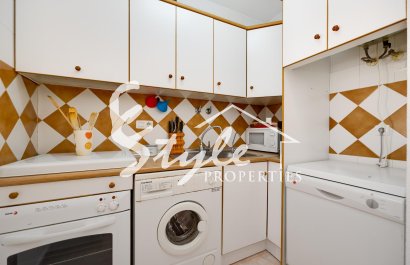 Resale - Apartament  - Torrevieja - Playa De Los Náufragos