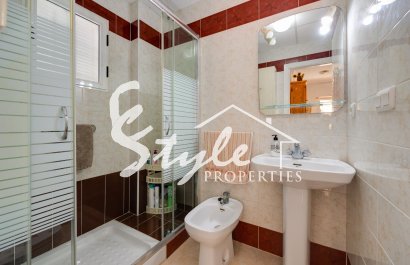 Resale - Apartament  - Torrevieja - Playa De Los Náufragos