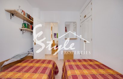 Resale - Apartament  - Torrevieja - Playa De Los Náufragos