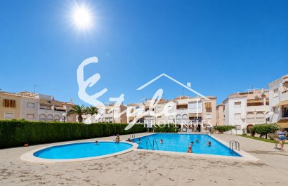 Resale - Apartament  - Torrevieja - Playa De Los Náufragos