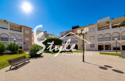 Resale - Apartament  - Torrevieja - Playa De Los Náufragos