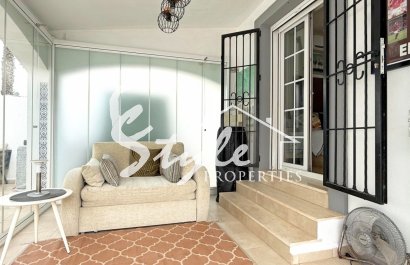 Resale - Villa - Orihuela-Costa - Villamartin