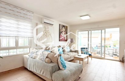 Resale - Villa - Orihuela-Costa - Villamartin