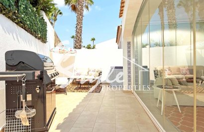 Resale - Villa - Orihuela-Costa - Villamartin