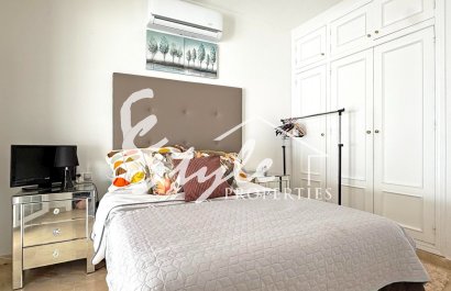 Resale - Villa - Orihuela-Costa - Villamartin
