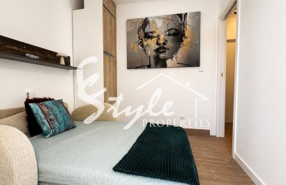 Resale - Villa - Orihuela-Costa - Villamartin