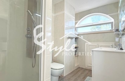 Resale - Villa - Orihuela-Costa - Villamartin