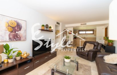 Resale - Apartament  - Punta Prima