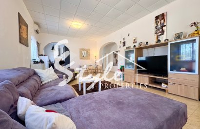Reventa - Finca - Alicante - Dolores