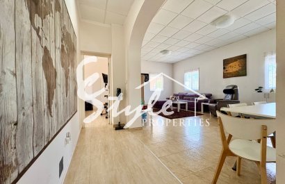 Reventa - Finca - Alicante - Dolores