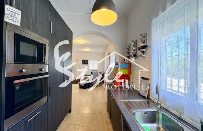 Reventa - Finca - Alicante - Dolores