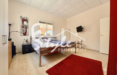 Reventa - Finca - Alicante - Dolores
