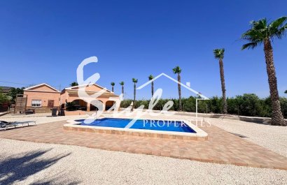 Reventa - Finca - Alicante - Dolores