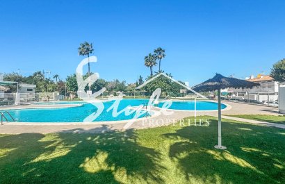 Resale - Apartament  - Torrevieja - Los Balcones