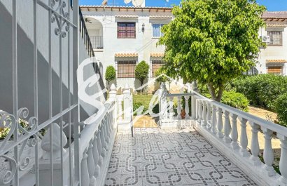Resale - Apartament  - Torrevieja - Los Balcones