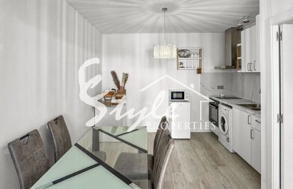 Resale - Apartament  - Torrevieja - Los Balcones