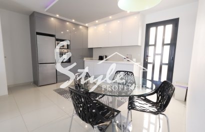 Resale - Apartament  - Pilar de la Horadada - El Pilar de la Horadada