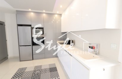 Resale - Apartament  - Pilar de la Horadada - El Pilar de la Horadada