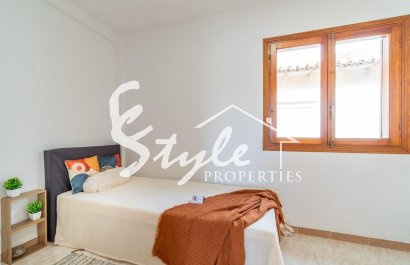 Вторичное жилье - Квартира - Torrevieja - La Siesta - El Salado - Torreta