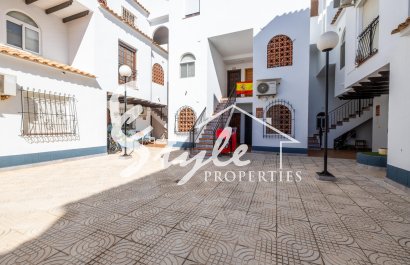 Вторичное жилье - Apartment / Duplex - Torrevieja - Торревьеха