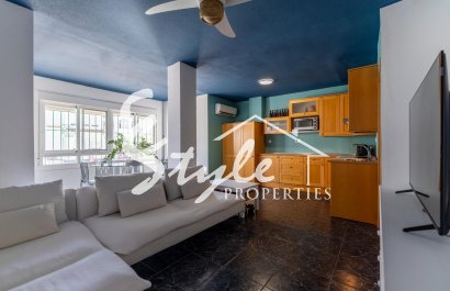 Вторичное жилье - Apartment / Duplex - Torrevieja - Торревьеха