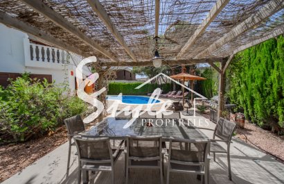 Resale - Villa - Cabo Roig