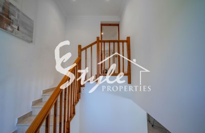 Resale - Villa - Cabo Roig