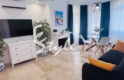 Resale - Villa - Orihuela-Costa - Villamartin