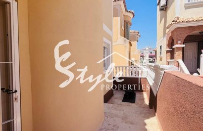Resale - Villa - Orihuela-Costa - Villamartin