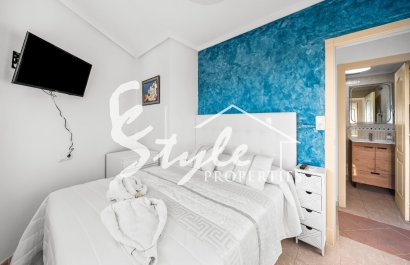 Resale - Apartament  - Torrevieja - La Mata