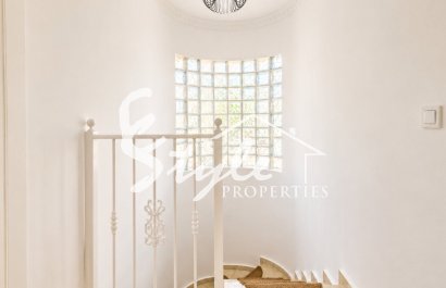 Вторичное жилье - Вилла - Villamartín - Вилламартин