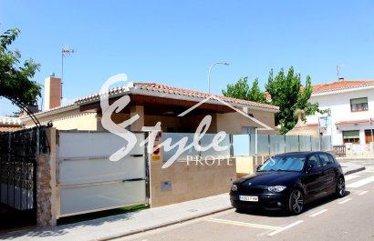 Resale - Villa - Pilar de la Horadada - La Torre De La Horadada