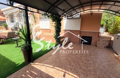 Resale - Villa - Los Montesinos - La Herada