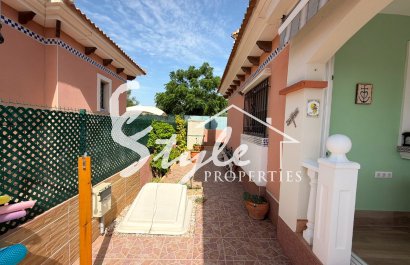 Resale - Villa - Los Montesinos - La Herada