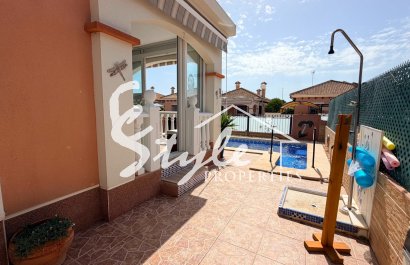 Resale - Villa - Los Montesinos - La Herada