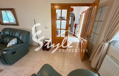 Resale - Villa - Los Montesinos - La Herada