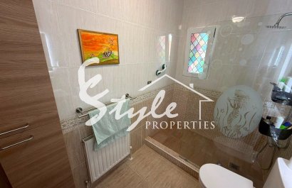 Resale - Villa - Los Montesinos - La Herada