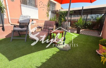 Resale - Villa - Los Montesinos - La Herada