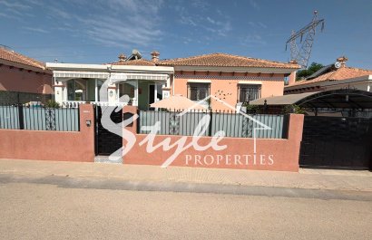 Resale - Villa - Los Montesinos - La Herada