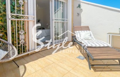 Resale - Townhouse - Orihuela-Costa - Punta Prima